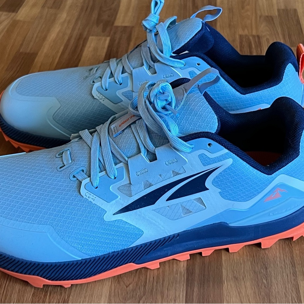 Altra Lone Peak 7 Trail Running
Shoe (Women) TRIED ON ONLY, Never Worn.